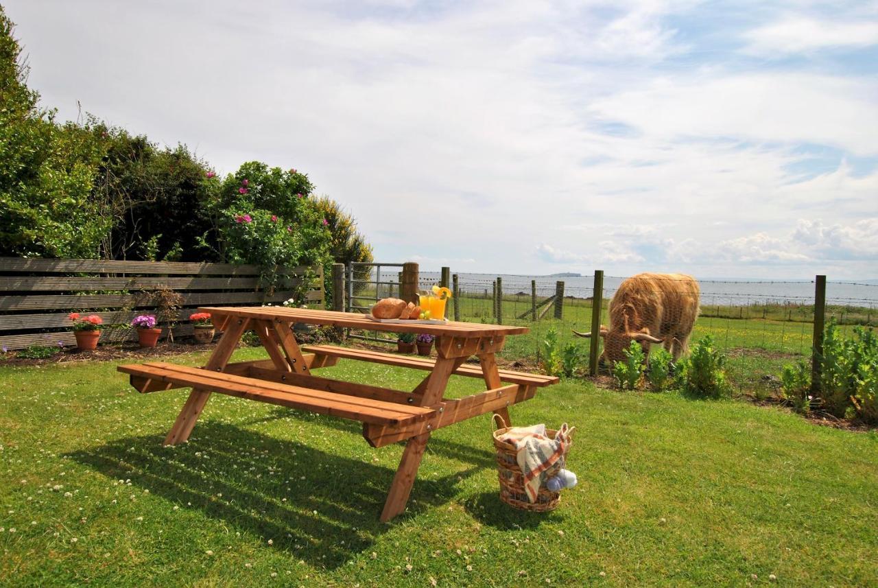 Clover Cottage Countryside Retreat With Sea Views Крейл Экстерьер фото
