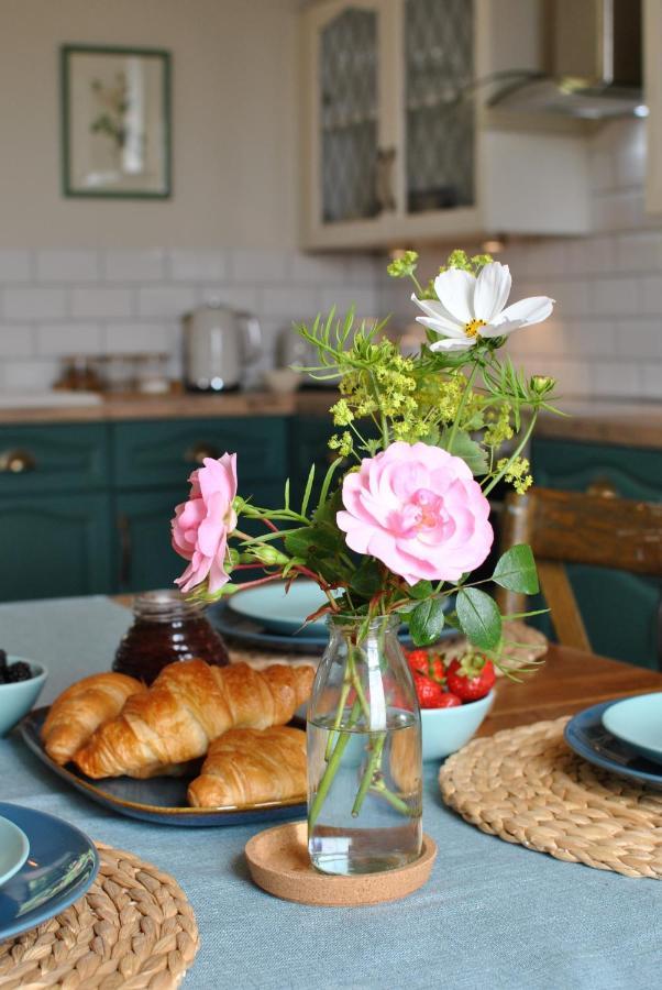 Clover Cottage Countryside Retreat With Sea Views Крейл Экстерьер фото